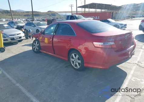 2007 Toyota Camry Se z USA, uszkodzony, nr VIN 4T1BE46KX7U104052